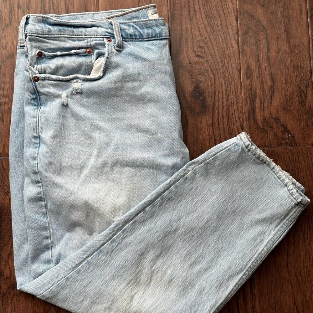 Abercrombie & Fitch the mom high-rise